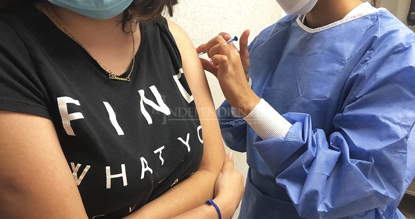 Octubre, el mes contemplado para vacunar contra el Covid-19 a adolescentes Octubre, el mes contemplado para vacunar contra el Covid-19 a adolescentes