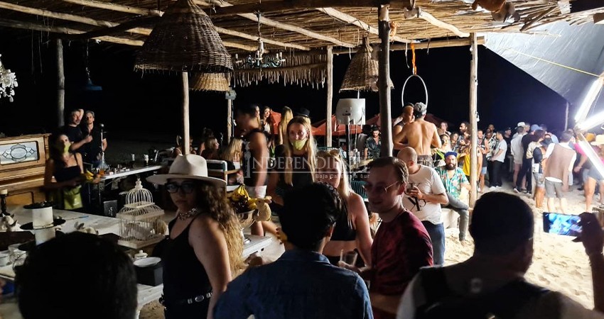 Denuncian fiestas en restaurantes y viviendas ocurridos este fin de semana