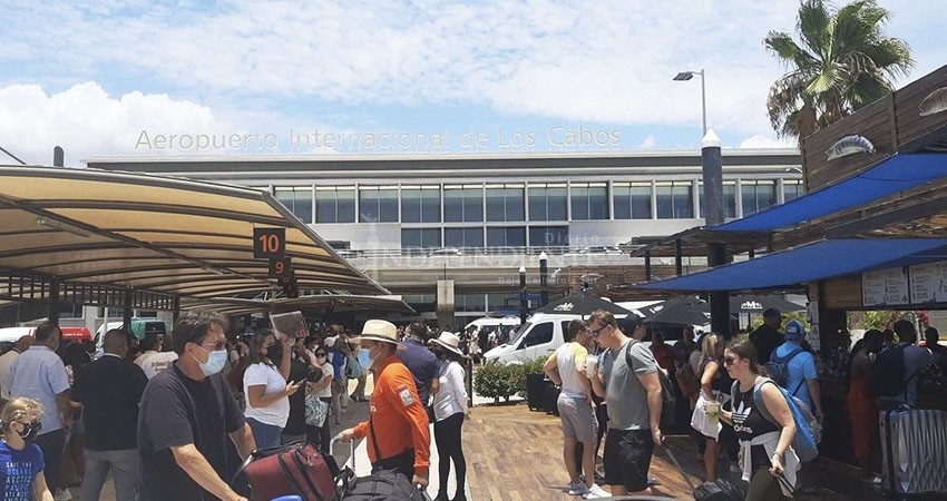 Cerrar el destino no detendrá los contagios, sólo el que se cuiden y vacunen: hoteleros Cerrar el destino no detendrá los contagios, sólo el que se cuiden y vacunen: hoteleros