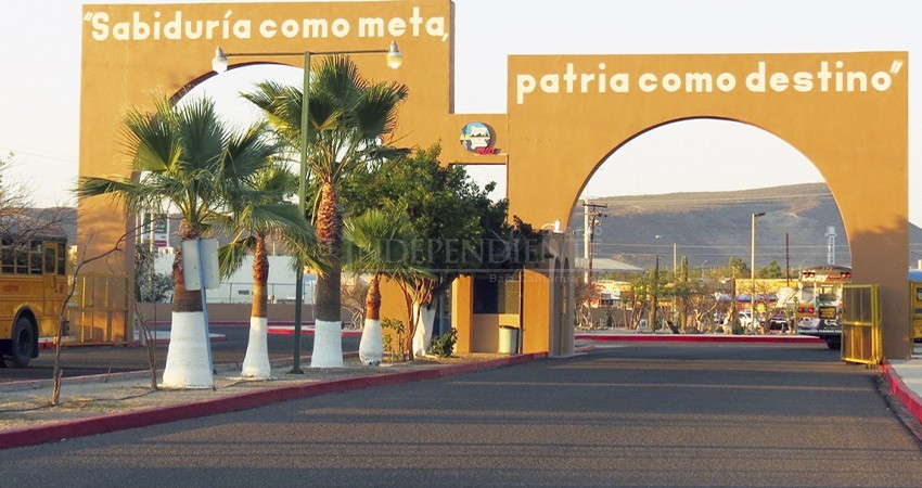 Previo al inicio de clases, UABCS capacita a su personal docente