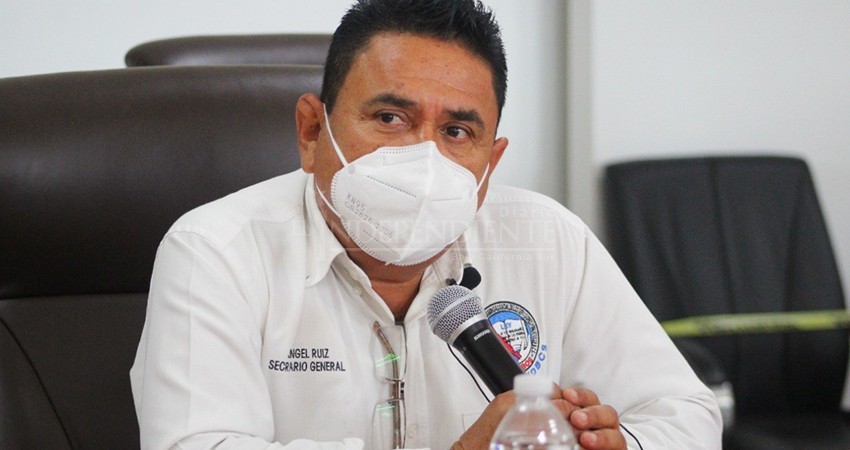 El secretario general del Sindicato de Burócratas echa un ojo a la dirigencia estatal