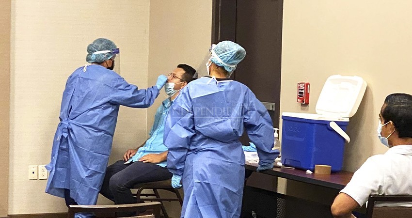 Hasta 7 mil turistas por día salen de Los Cabos con pruebas negativas de Coronavirus