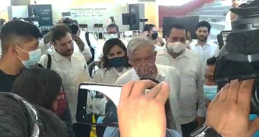 Familiares de joven desaparecido suplicaron ayuda a AMLO Familiares de joven desaparecido suplicaron ayuda a AMLO