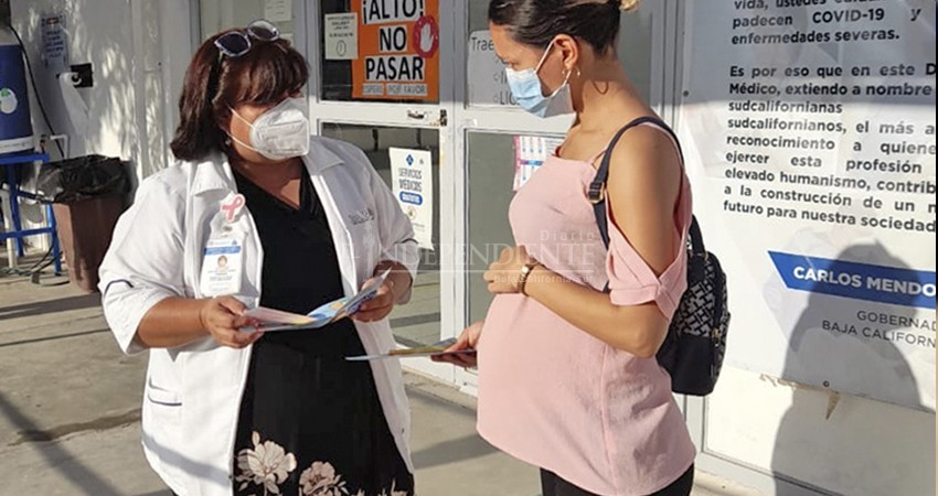Sensibilizan a mujeres embarazadas a que continúen con medidas sanitarias
