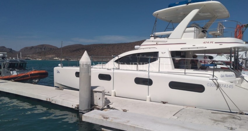 Muere turista mientras buceaba en playa de la Isla Espíritu Santo Muere turista mientras buceaba en playa de la Isla Espíritu Santo