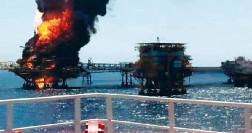 5 heridos tras incendio en plataforma de Pemex en Campeche