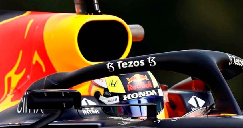 ‘Checo’ Pérez renueva contrato con Red Bull