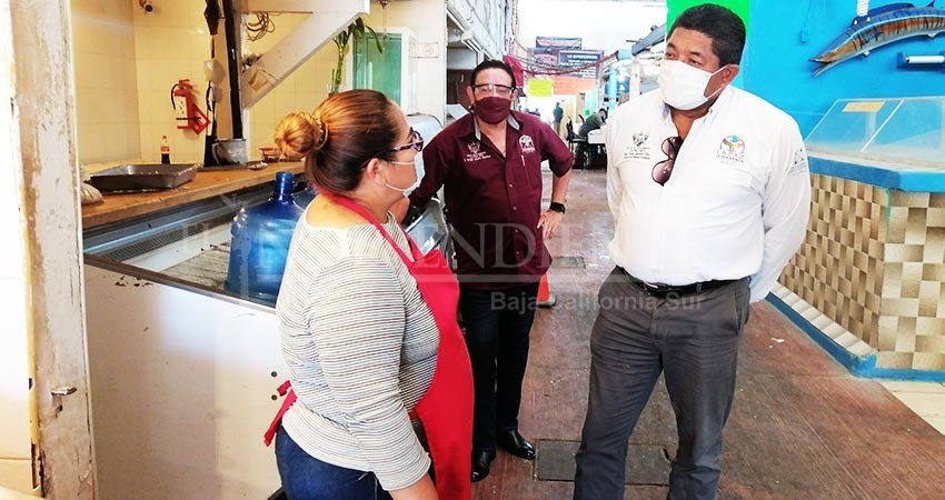 Continúa la Dirección de Desarrollo Económico visitas de supervisión en Mercados Municipales de La Paz