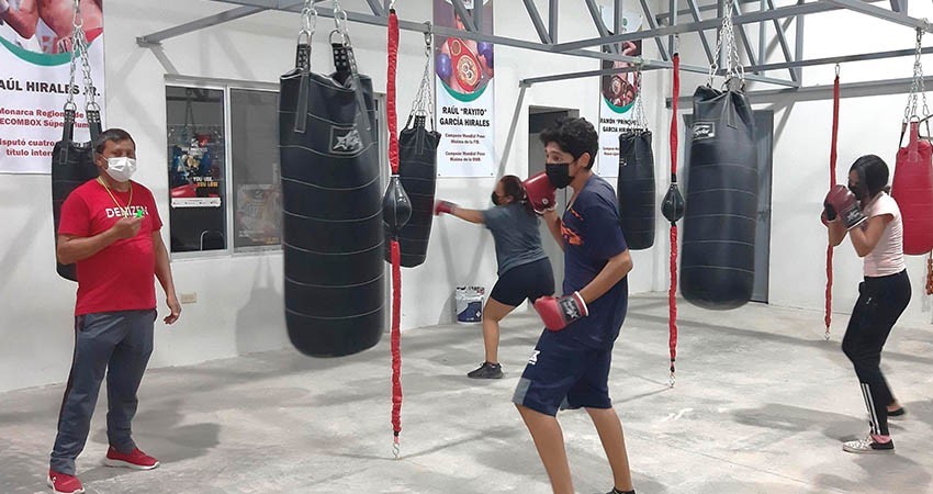 Inicia IMD entrenamientos en el Gimnasio Municipal de Box Inicia IMD entrenamientos en el Gimnasio Municipal de Box