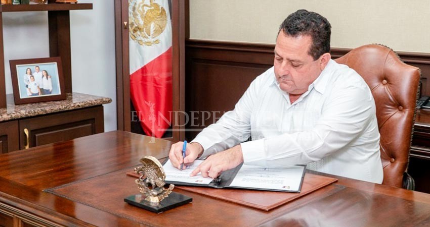 No entregará Mendoza Davis patentes a notarios de BCS No entregará Mendoza Davis patentes a notarios de BCS