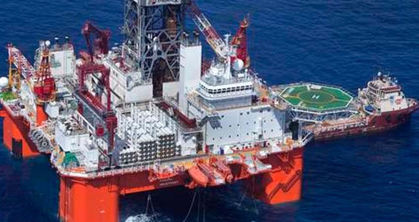 Pemex no está a la deriva; ya se restructura su deuda, subraya AMLO Pemex no está a la deriva; ya se restructura su deuda, subraya AMLO