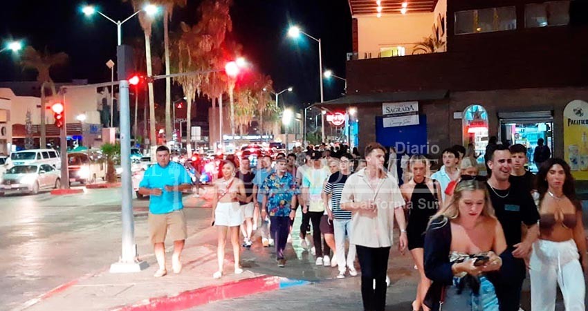 Centros nocturnos esperarán para operar al 70%, como lo marca el semáforo