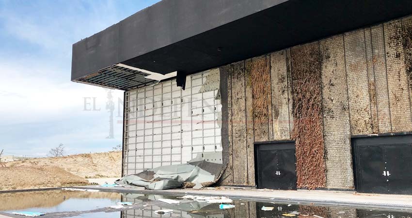 Olaf terminó por destruir lo que quedaba en pie del centro de convenciones