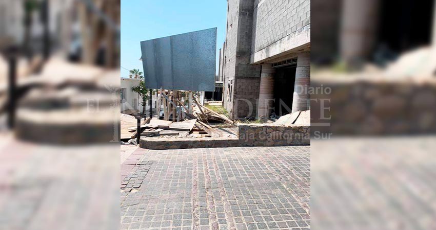 Cuestiona regidora la demolición del teatro de SJC Cuestiona regidora la demolición del teatro de SJC