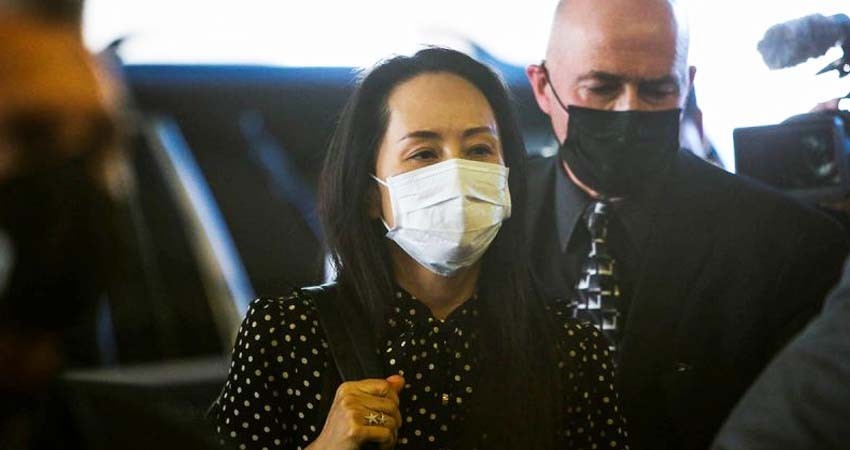 Jueza canadiense deja en libertad a Meng Wanzhou, presidenta financiera de Huawei