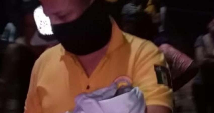 Rescatan a bebé recién nacido en predio baldío al sur de Sinaloa