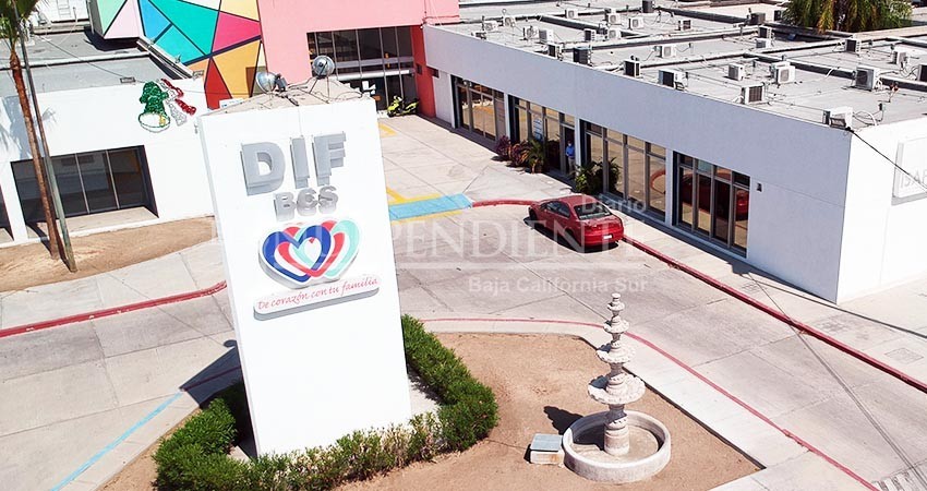Someterán a DIF estatal a la política de respeto y austeridad: Patricia López Someterán a DIF estatal a la política de respeto y austeridad: Patricia López
