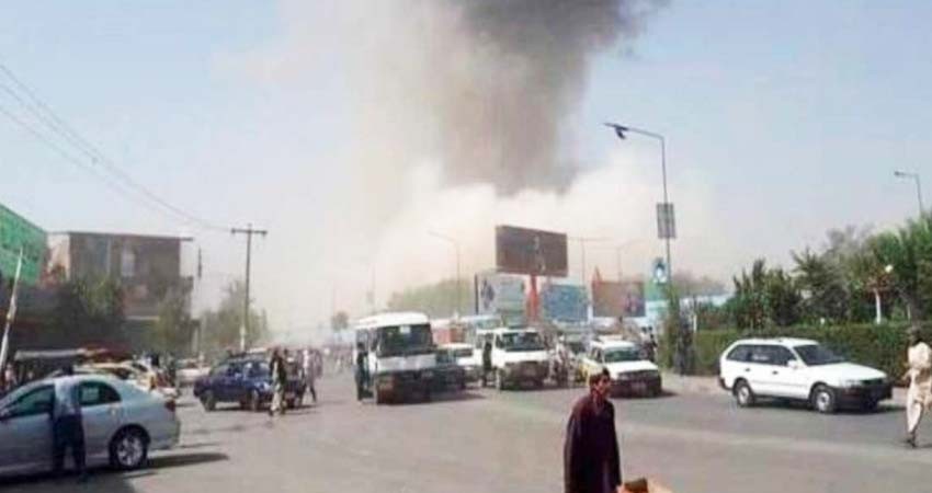 Explosión en mezquita de Afganistán deja al menos 50 muertos