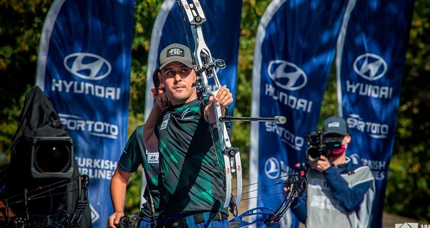 Reconocerá CONADE a entrenador y deportista de Tiro con Arco de BCS