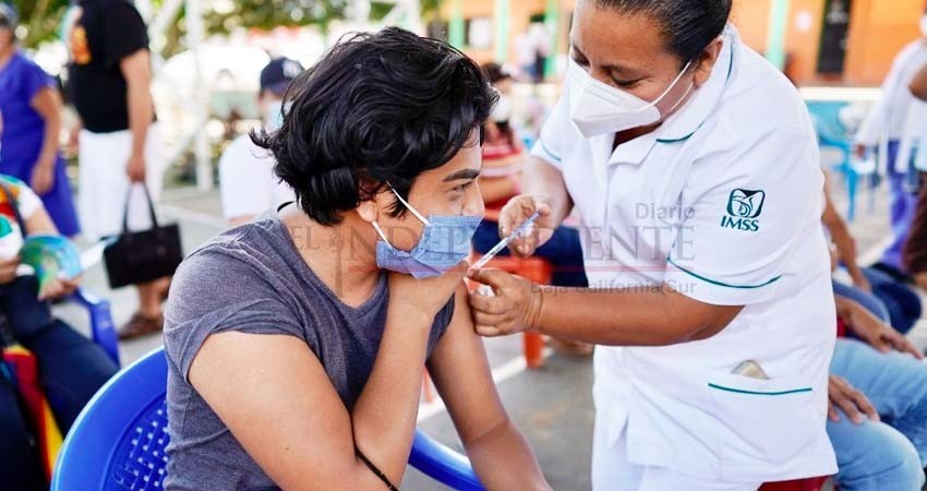 Autorizan vacunar contra Covid-19 menores de 15 a 17 años sin comorbilidades