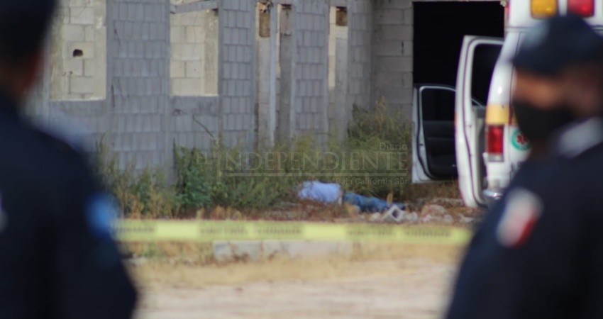 En un predio abandonado localizan un hombre sin vida en La Paz  En un predio abandonado localizan un hombre sin vida en La Paz