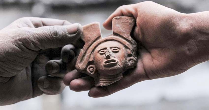 Descubren en Garibaldi una rica ofrenda mexica depositada por una familia tras la caída de Tenochtitlan