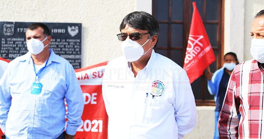 Recibe alcalde Oscar Leggs Castro pliego petitorio del Movimiento Antorchista; solicitan agua potable, drenaje y alumbrado público