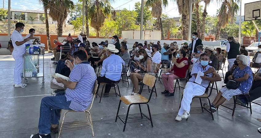 17 mil adultos mayores es la meta de aplicación de tercera dosis contra el Covid-19 en Los Cabos 17 mil adultos mayores es la meta de aplicación de tercera dosis contra el Covid-19 en Los Cabos