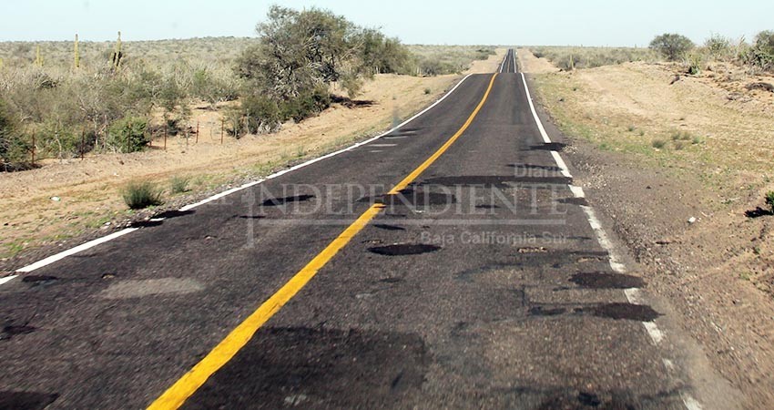 JEC invertirá 290 mdp para mantenimiento en carreteras de BCS durante 2022 JEC invertirá 290 mdp para mantenimiento en carreteras de BCS durante 2022