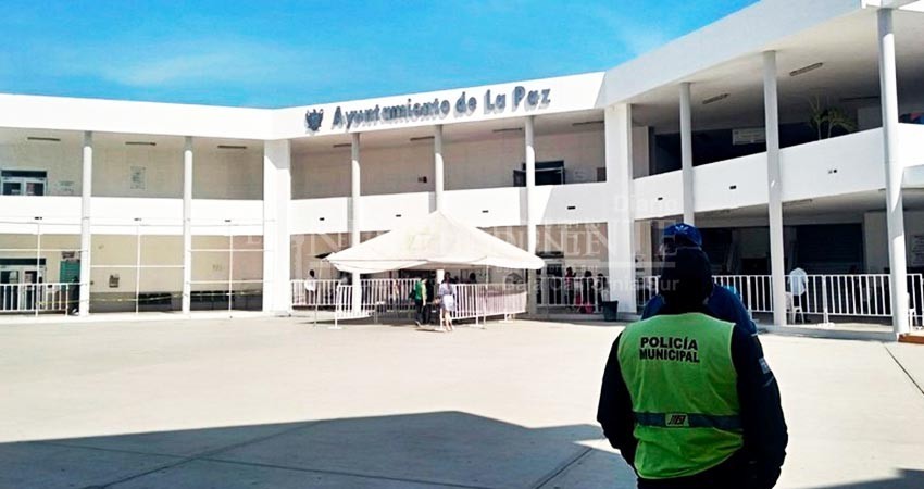 Exfuncionarios que no cumplan con declaración patrimonial podrían ser cesados: Contralor La Paz Exfuncionarios que no cumplan con declaración patrimonial podrían ser cesados: Contralor La Paz