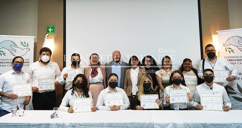“Que no se hable de tortura no quiere decir que no exista”, CNDH-CEDH ofrecen curso para visibilizarla “Que no se hable de tortura no quiere decir que no exista”, CNDH-CEDH ofrecen curso para visibilizarla