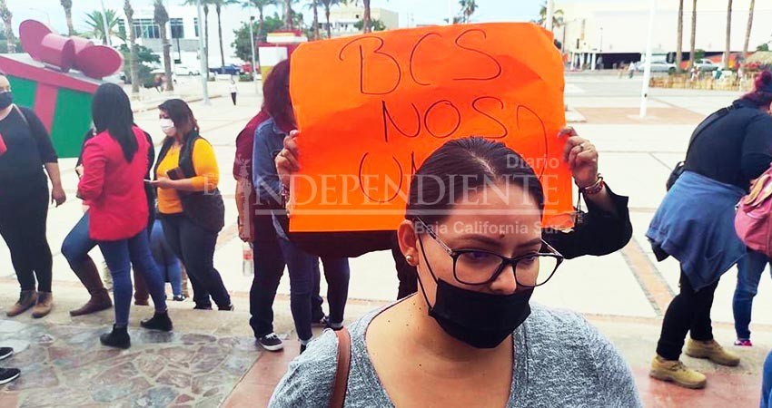 Personal de PGJE estalla por falta de bono navideño, toman finanzas y exigen aumento salarial Personal de PGJE estalla por falta de bono navideño, toman finanzas y exigen aumento salarial