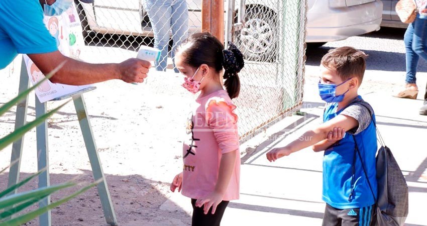 Se mantuvo control en escuelas, no se han reportado brotes de contagios: SSA