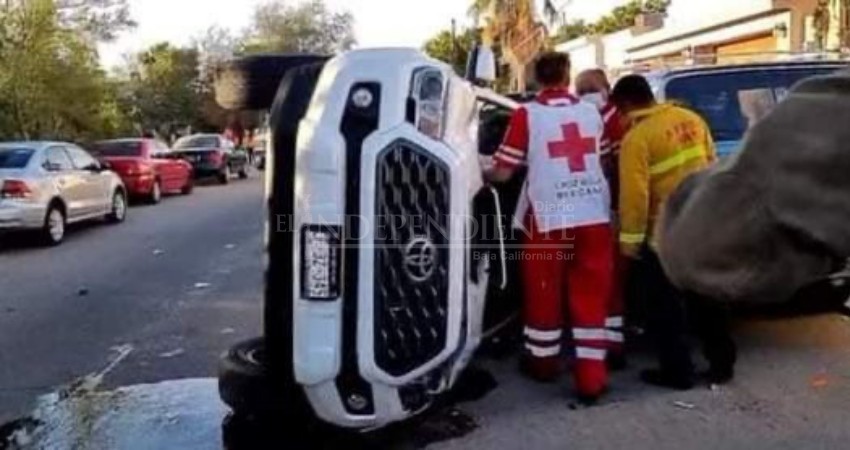 Armando Martínez Vega sufre aparatoso accidente automovilístico