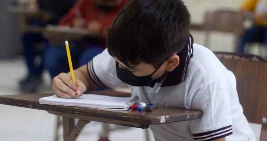 Ante alza de covid, maestros de BCS se niegan a regresar a clases presenciales