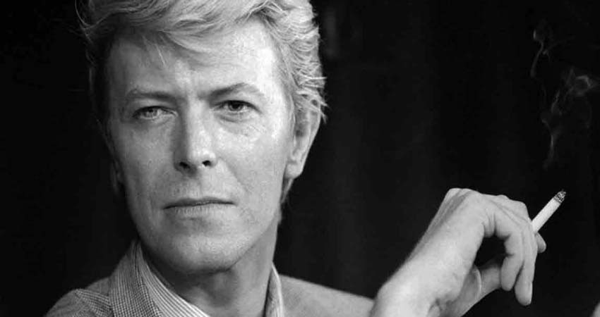 Cátalogo de David Bowie es vendido a Warner por millonaria cantidad