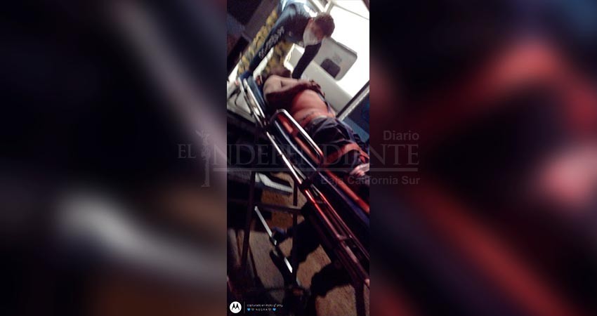 Le fracturaron las piernas desconocidos que  armados invadieron su domicilio 