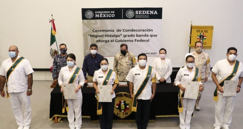 Otorgan condecoración “Miguel Hidalgo”, a personal de salud por su labor ante emergencia sanitaria en BCS