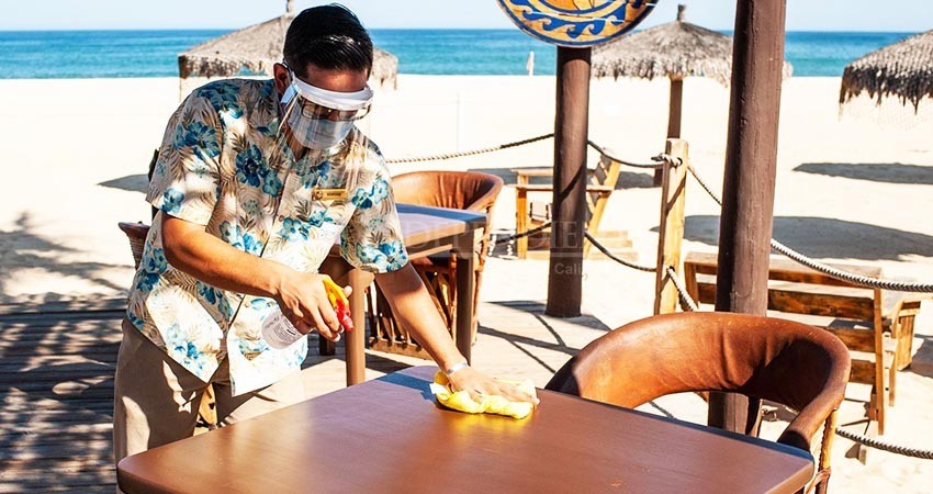 Altos contagios de Covid-19 también complican operatividad en restaurantes