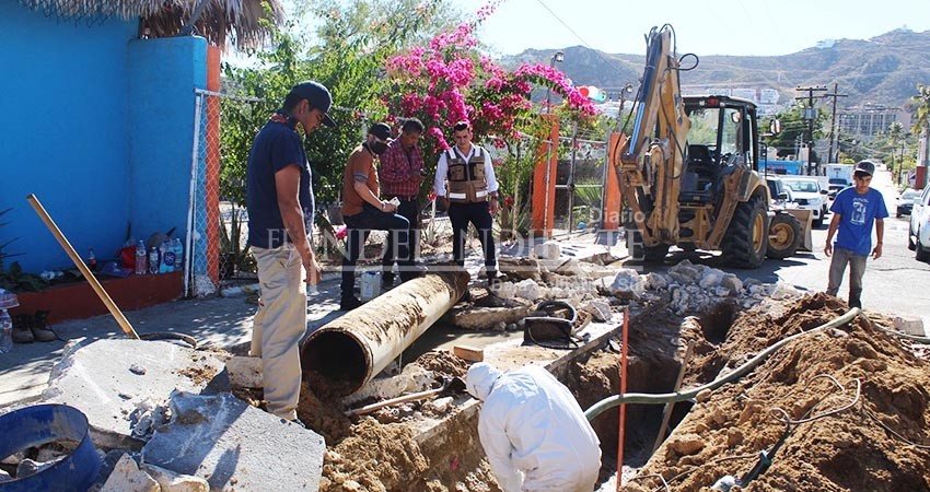 Restablece Oomsapas servicio de agua en las colonias Ejidal, 4 de Marzo y Ampliación Matamoros en CSL