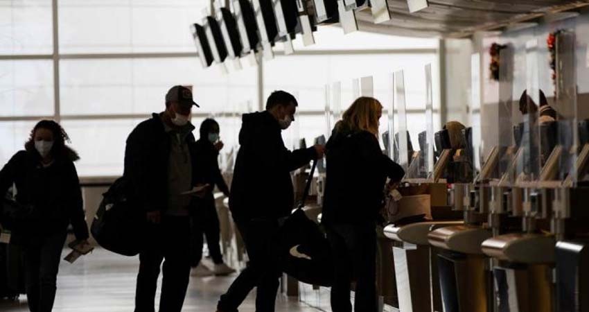 EU pide no viajar a México por nivel "muy alto" de covid-19