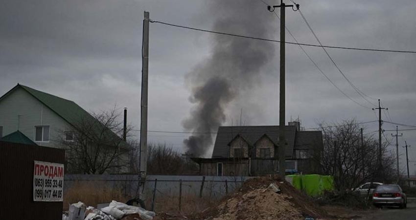 Llegan tropas rusas a Chernóbil; están cerca de depósito de residuos nucleares