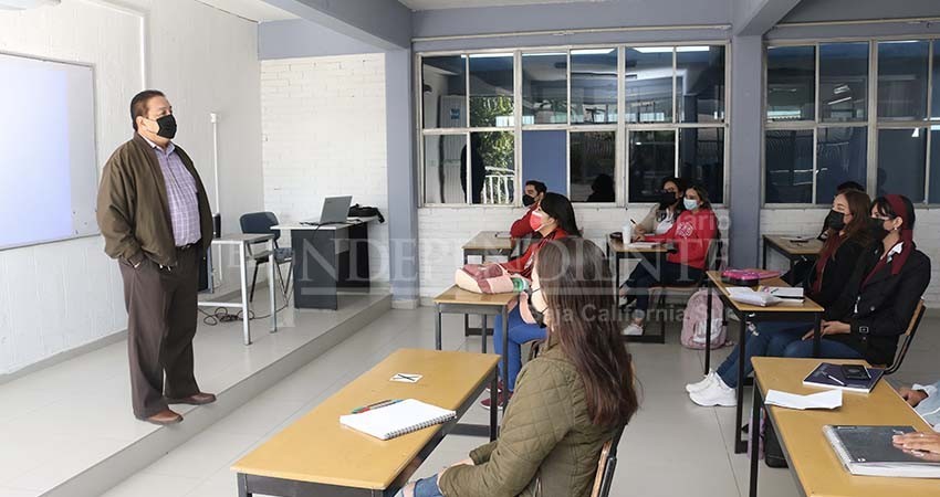 Vuelve a las aulas el 97 por ciento de estudiantes normalistas de BCS