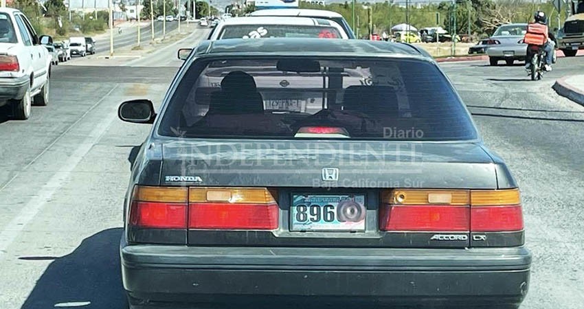 Ya no se ocupan agencias aduanales para regularizar autos; nuevo decreto las deja fuera