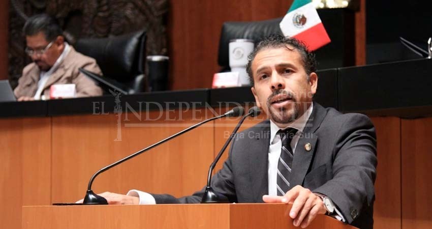 Senador suplente de Castro Cosío propone retirar al Gobierno Estatal los puertos de BCS