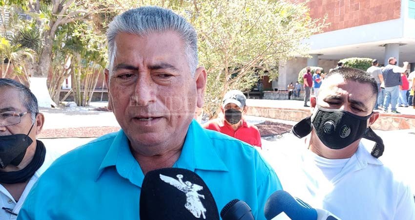 Que el gobierno nos de concesiones como a los de Los Cabos: Transportistas de La Paz