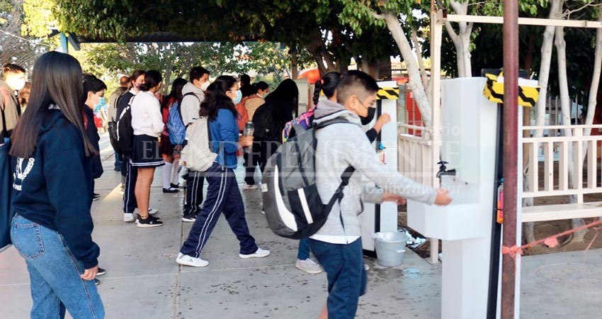 Casi el 80 por ciento de estudiantes de educación básica ya regresaron a las aulas: SSA