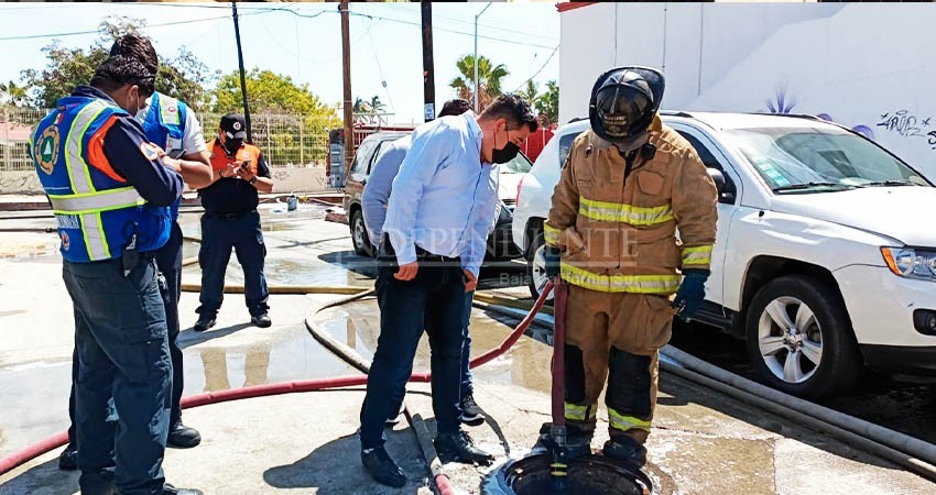 Explosión en drenaje de CSL, se presume acumulación de gasolina