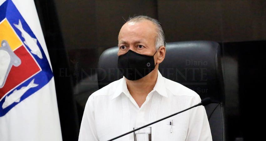 Será Gallo Rodríguez quien defina si se queda en el cargo o no: Castro Cosío