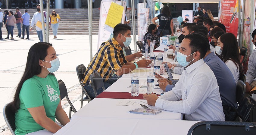 Inaugura Gobernador primera Feria de Empleo y Bienestar La Paz 2022